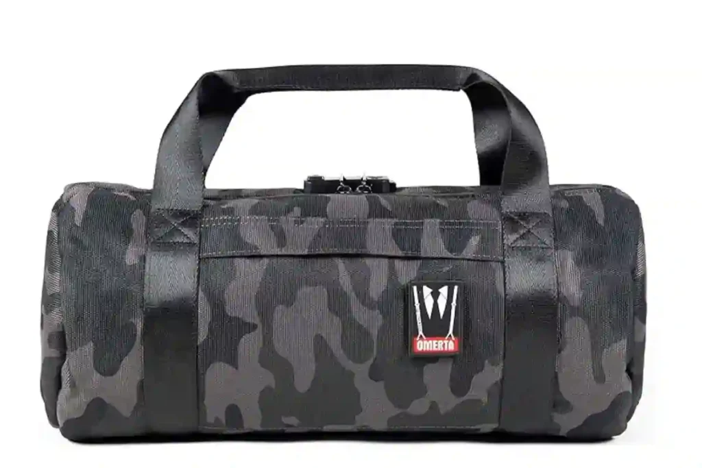 11 Best Smell Proof Duffel Bags 2025 | Odor-Free Travel & Gym Bags 7 Dime Bags Omerta Brigata – Everyday Smell-Proof Duffel Bag