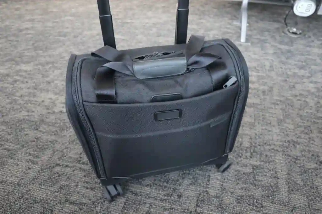 Briggs & Riley Baseline Essential Spinner 22‑Inch – Best Premium TSA-Approved Carry-On