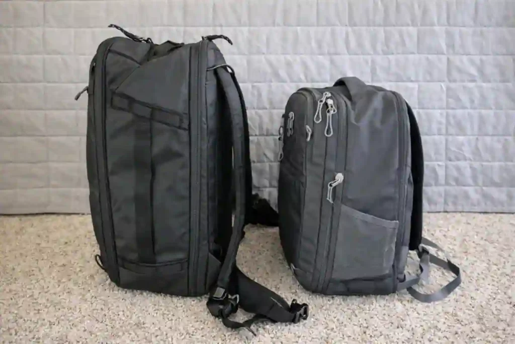 Osprey Daylite 26+6 Review: Is This the Best Travel Backpack for One Bag Travelers? 1 Technical specifications and dimensions of the Osprey Daylite 26+6 showing 17 inch height.